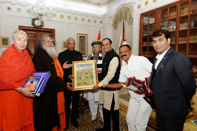 Meeting with President 3 640x426