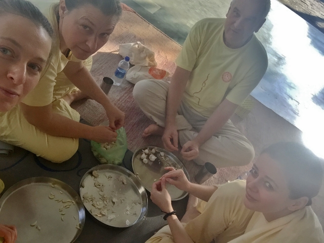 11 Karma joga 640x480